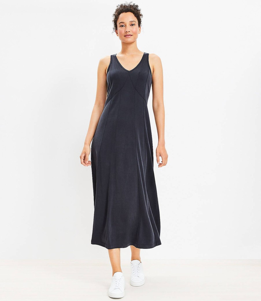 Clothing Loft | Lou & Grey Seamed Sandwashed V-Neck Midi Dress Black